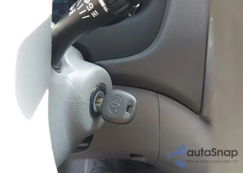 2010 Toyota Sienna Le из США, поврежденный, VIN 5TDKK4CC7AS340423